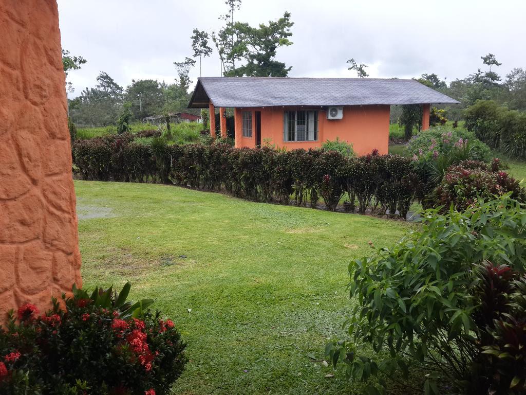 Cabinas Los Guayabos Hotel La Fortuna Esterno foto