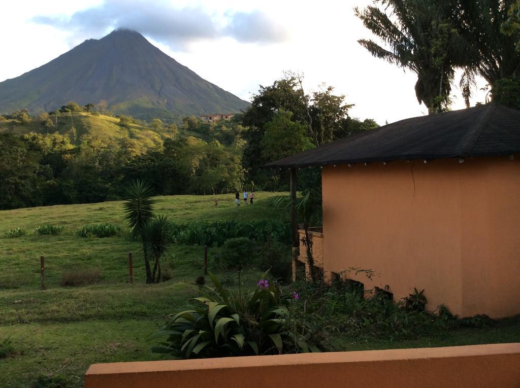 Cabinas Los Guayabos Hotel La Fortuna Esterno foto