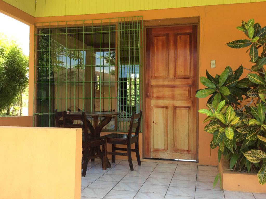 Cabinas Los Guayabos Hotel La Fortuna Esterno foto