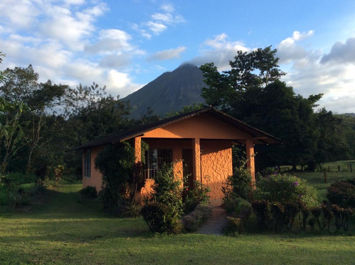 Cabinas Los Guayabos Hotel La Fortuna Esterno foto
