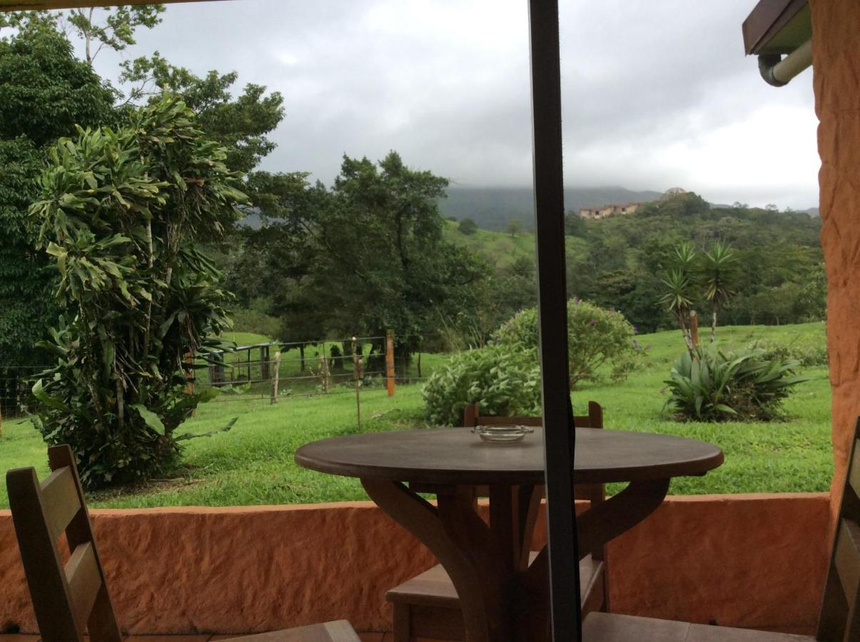 Cabinas Los Guayabos Hotel La Fortuna Esterno foto